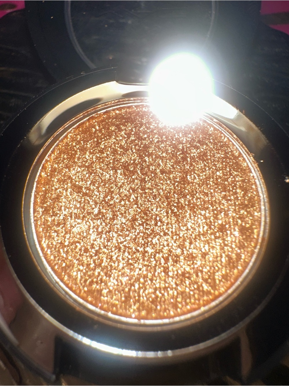 MAC Objet D’ Art Dazzleshadow Extreme Eyeshadow — Discontinued